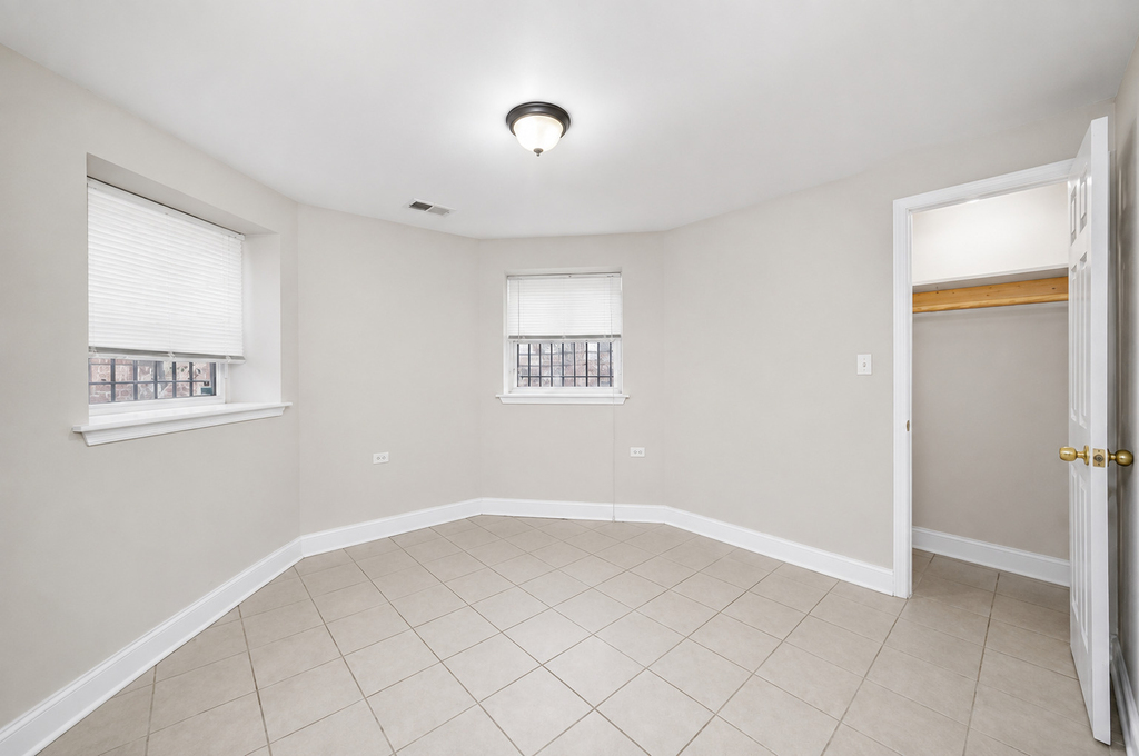 4934 S King Drive - Photo 5