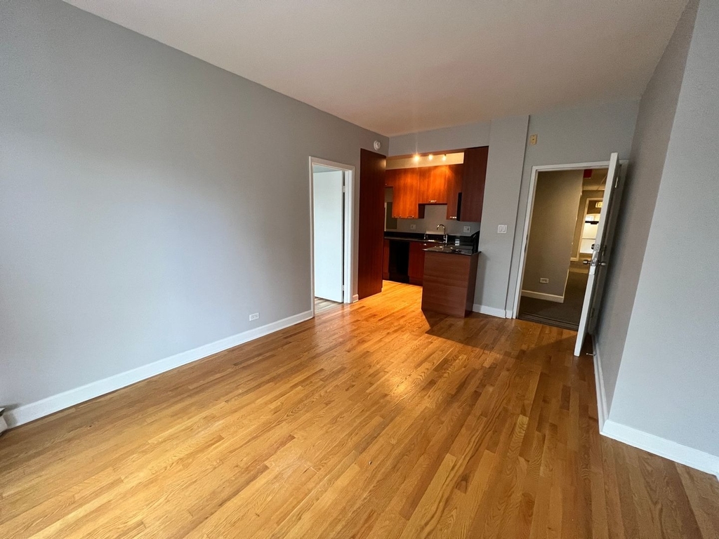 732 W Bittersweet Place - Photo 14