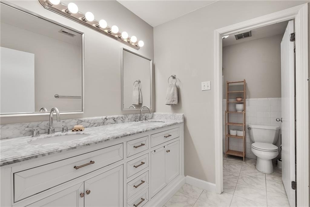6520 Roswell Road - Photo 18