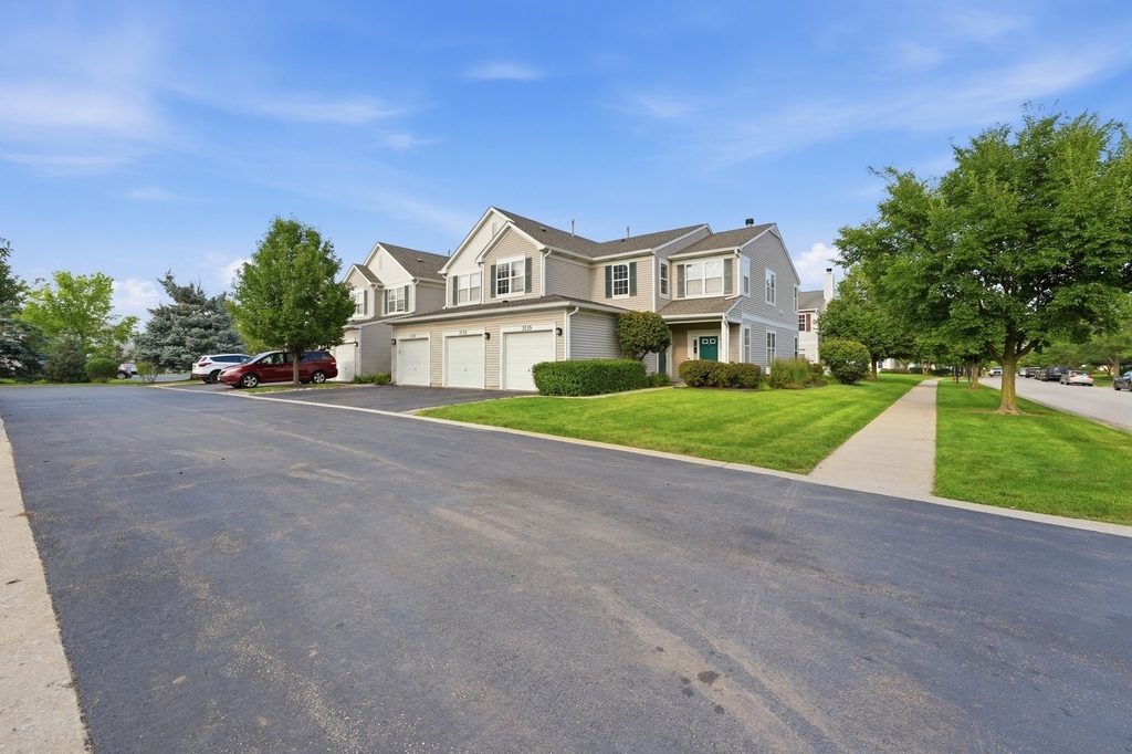 3133 Falling Waters Lane - Photo 2