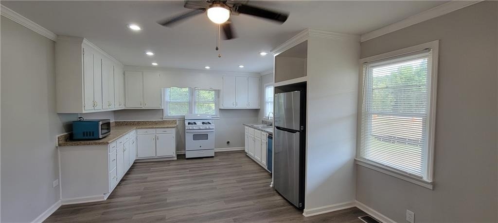 10326 Cumming Highway - Photo 2
