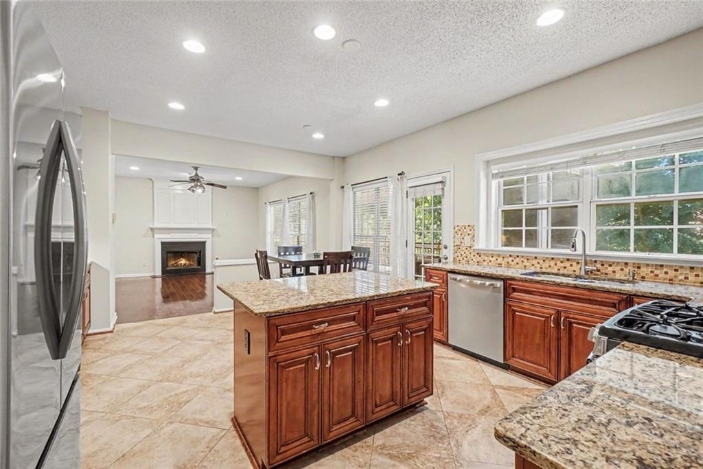 2200 Traywick Chase - Photo 9