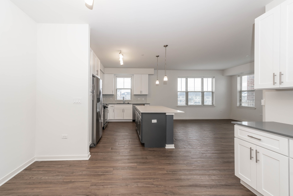 21599 W Field Court - Photo 2
