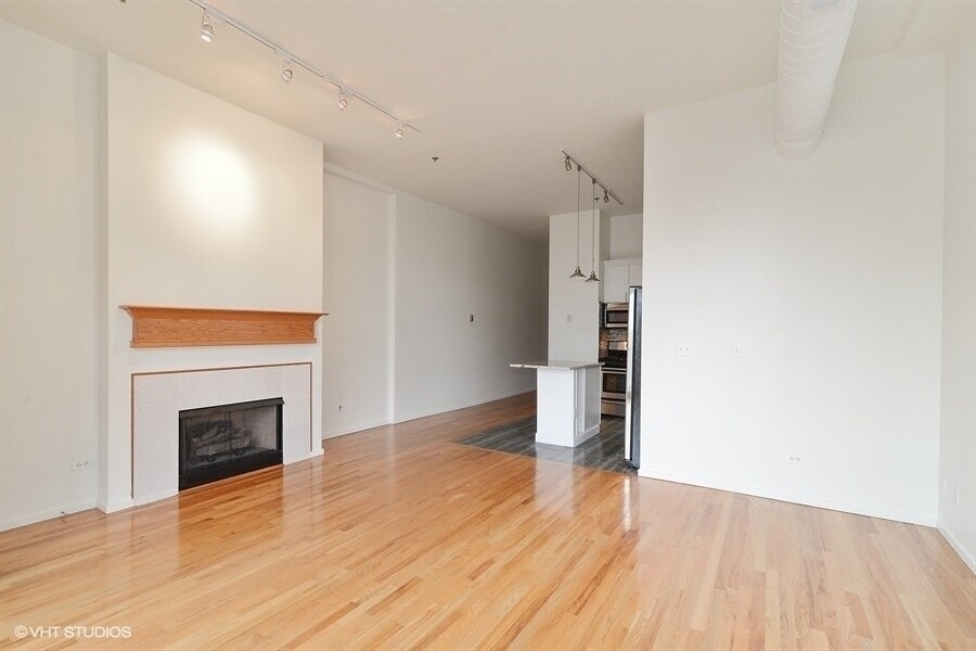 1516 S Wabash Avenue - Photo 2
