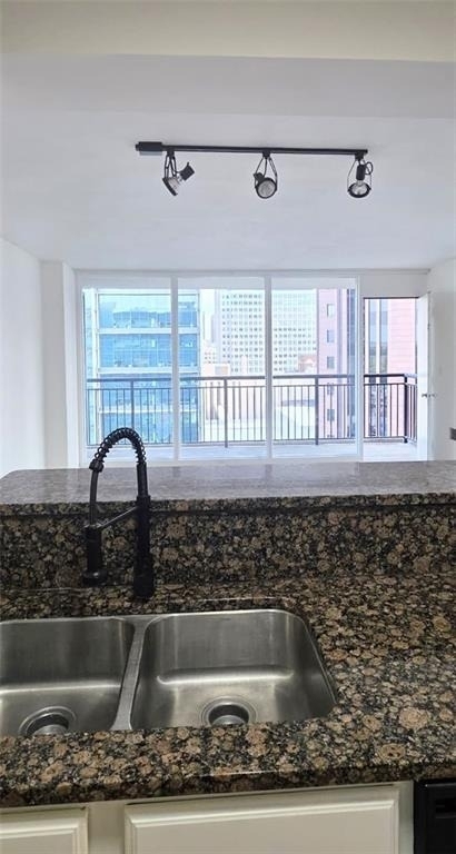 620 Peachtree Street - Photo 7