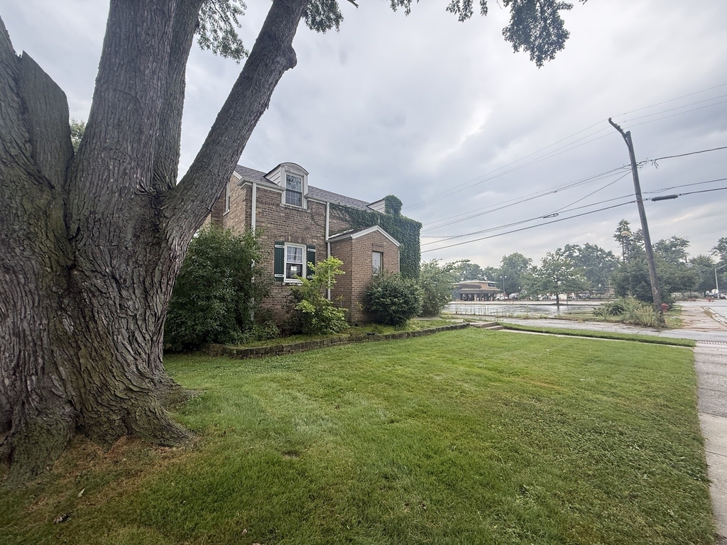 9510 Campbell Avenue - Photo 1