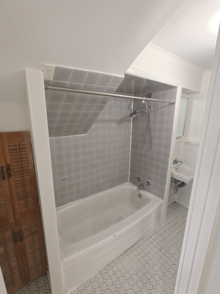 1233 Chicago Avenue - Photo 5