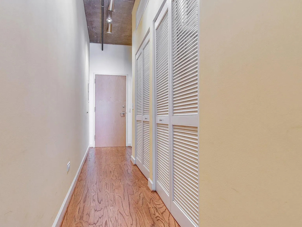 111 S Morgan Street - Photo 11