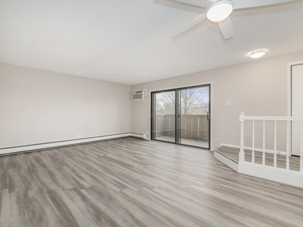 2 Echo Court - Photo 2