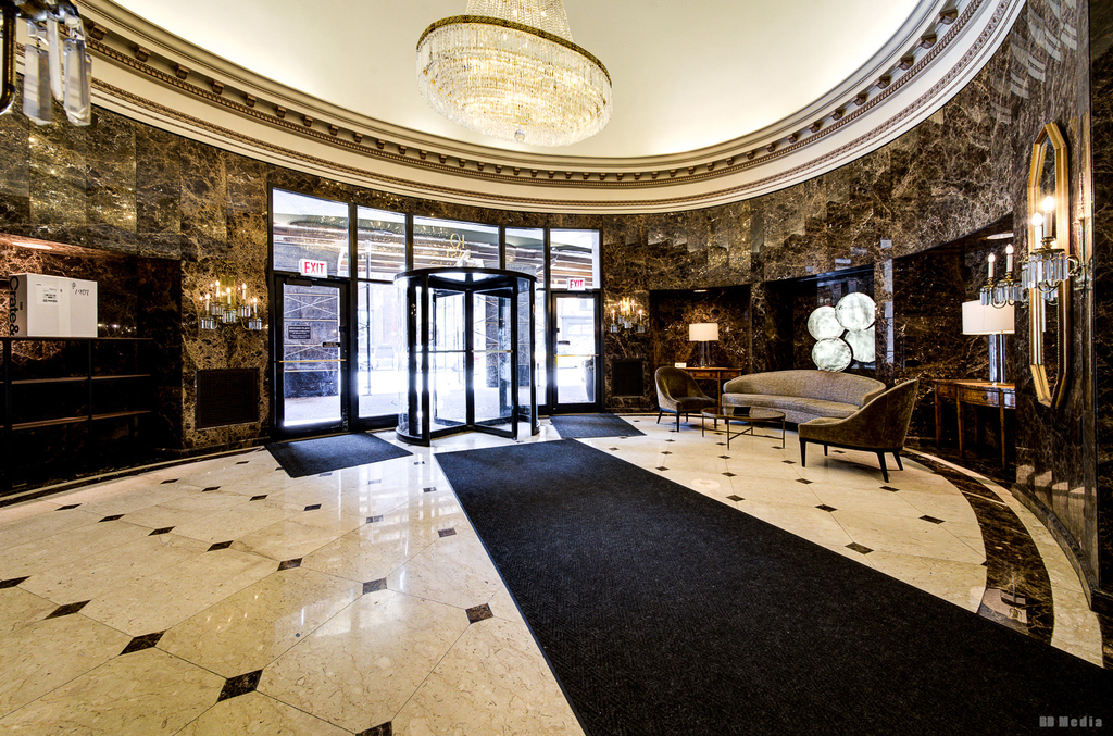 10 E Ontario Street - Photo 1