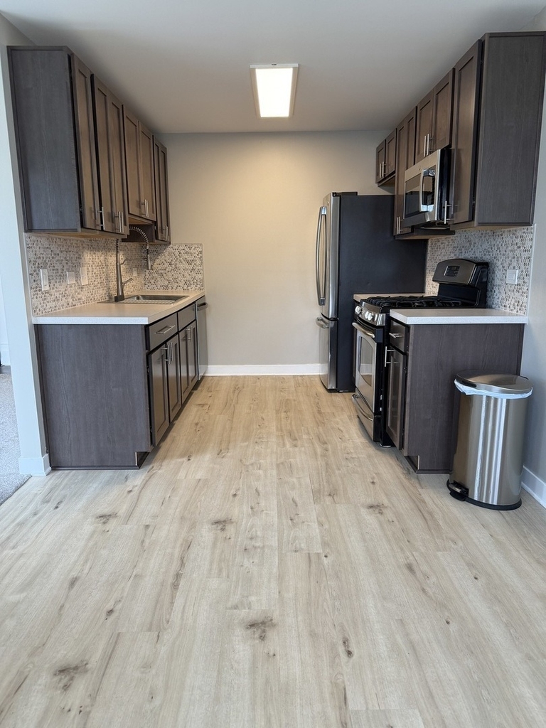 673 Thorntree Court - Photo 2