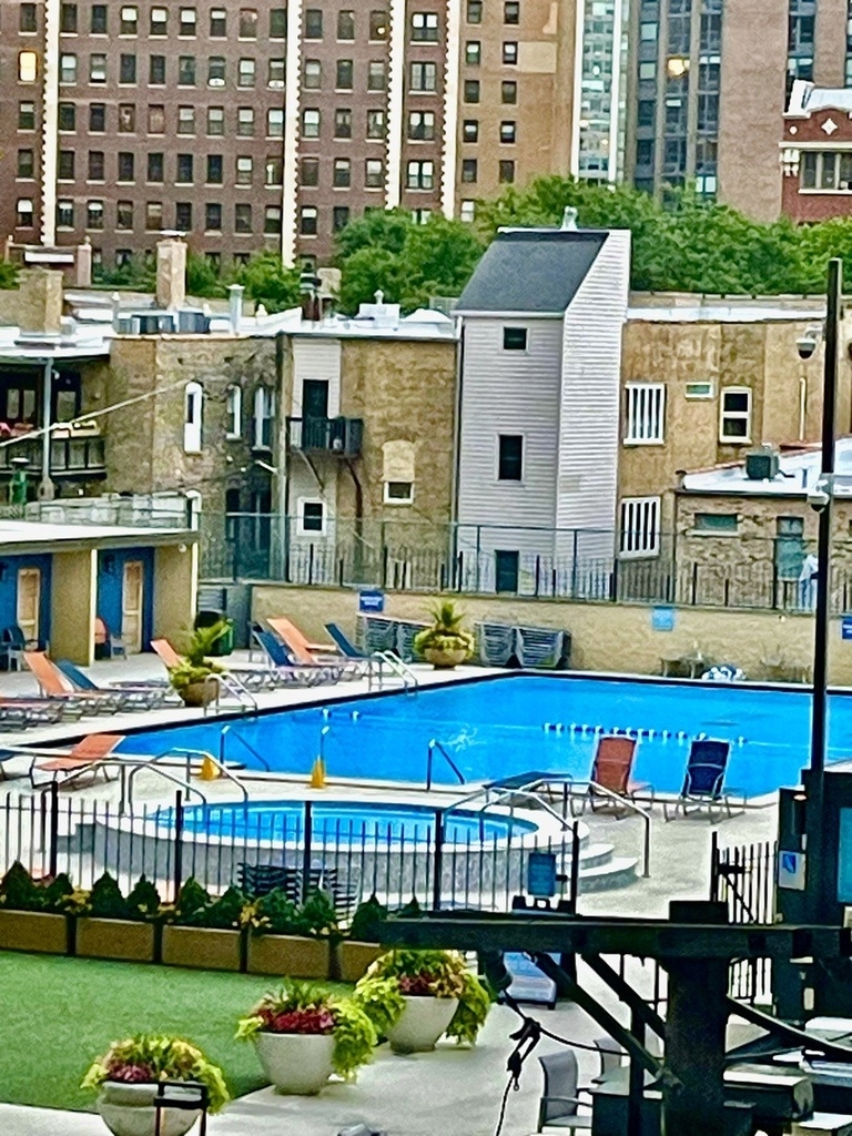655 W Irving Park Road - Photo 8