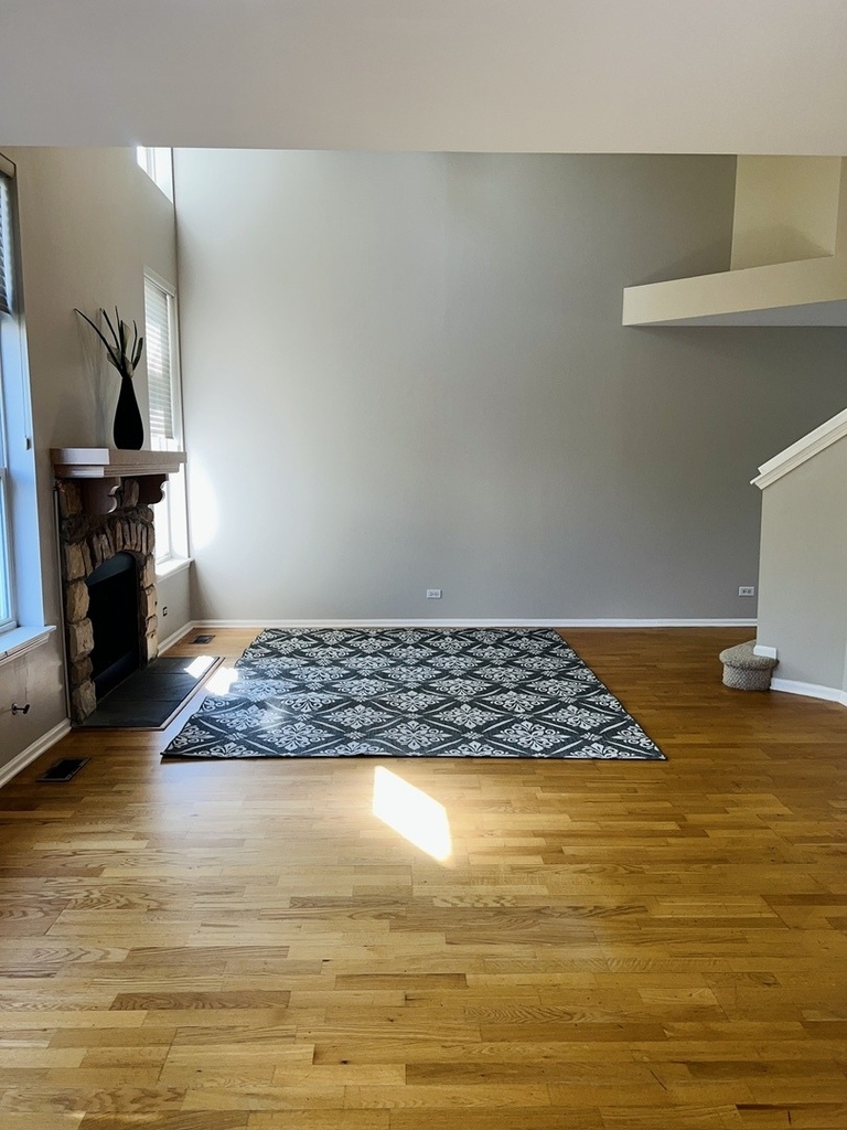 1560 E Chivalry Court - Photo 8