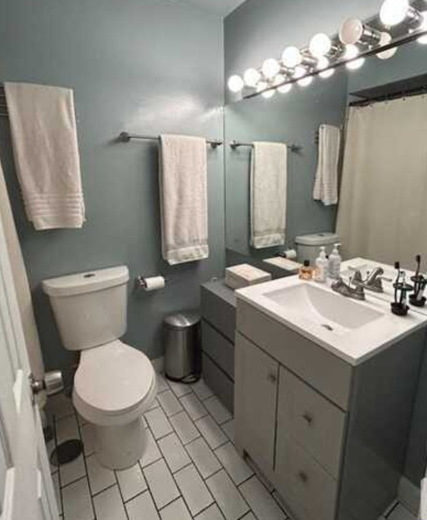 639 W Wellington Avenue - Photo 12