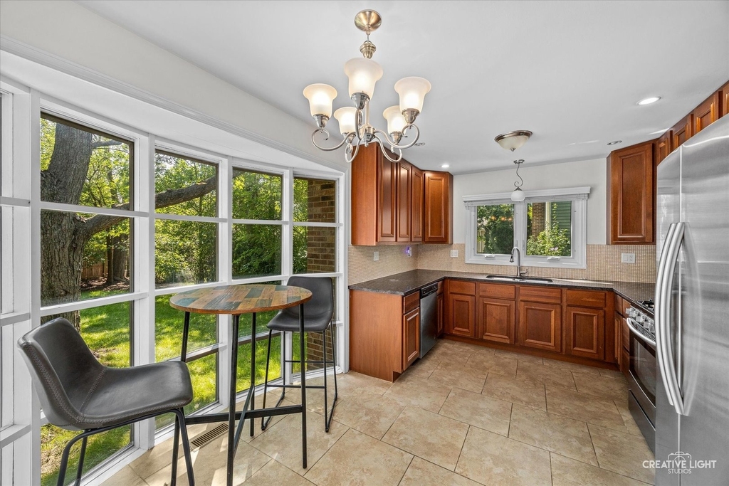 1164 Evergreen Avenue - Photo 9