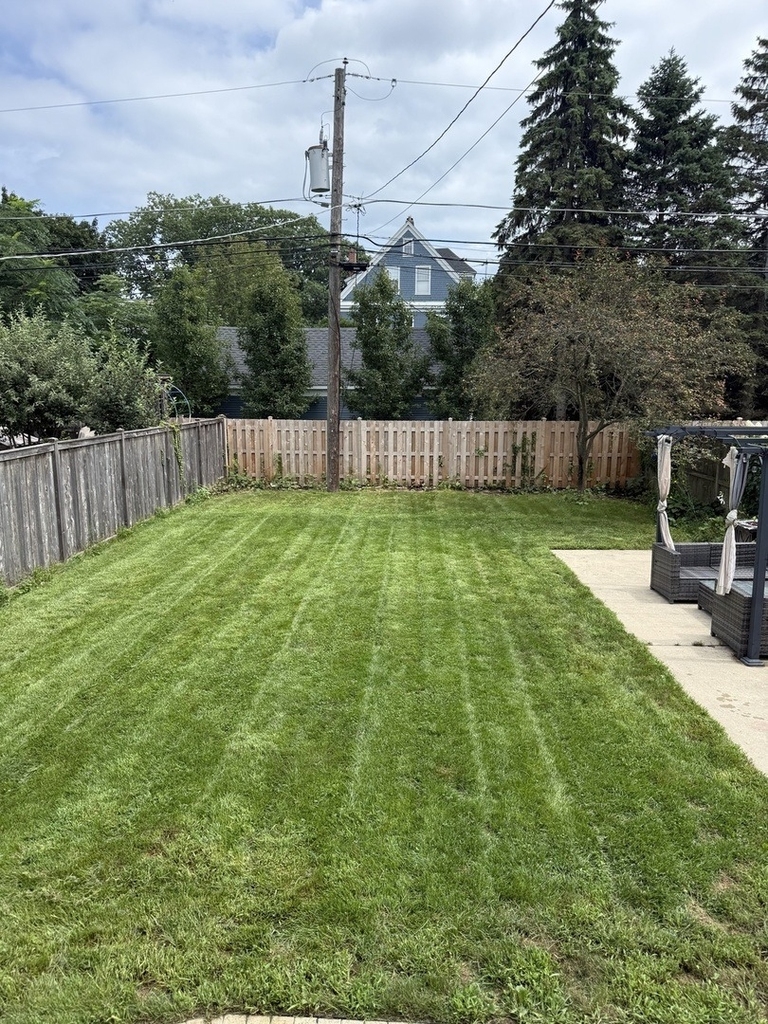 1619 Florence Avenue - Photo 11