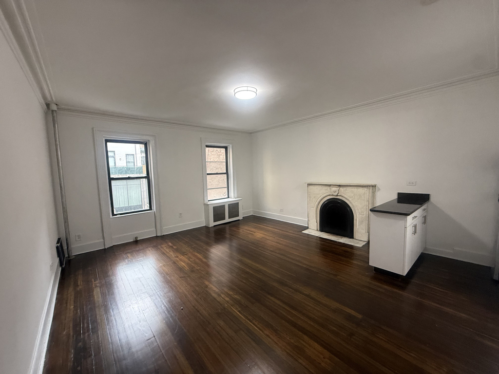 39 East 65th Street - Photo 0