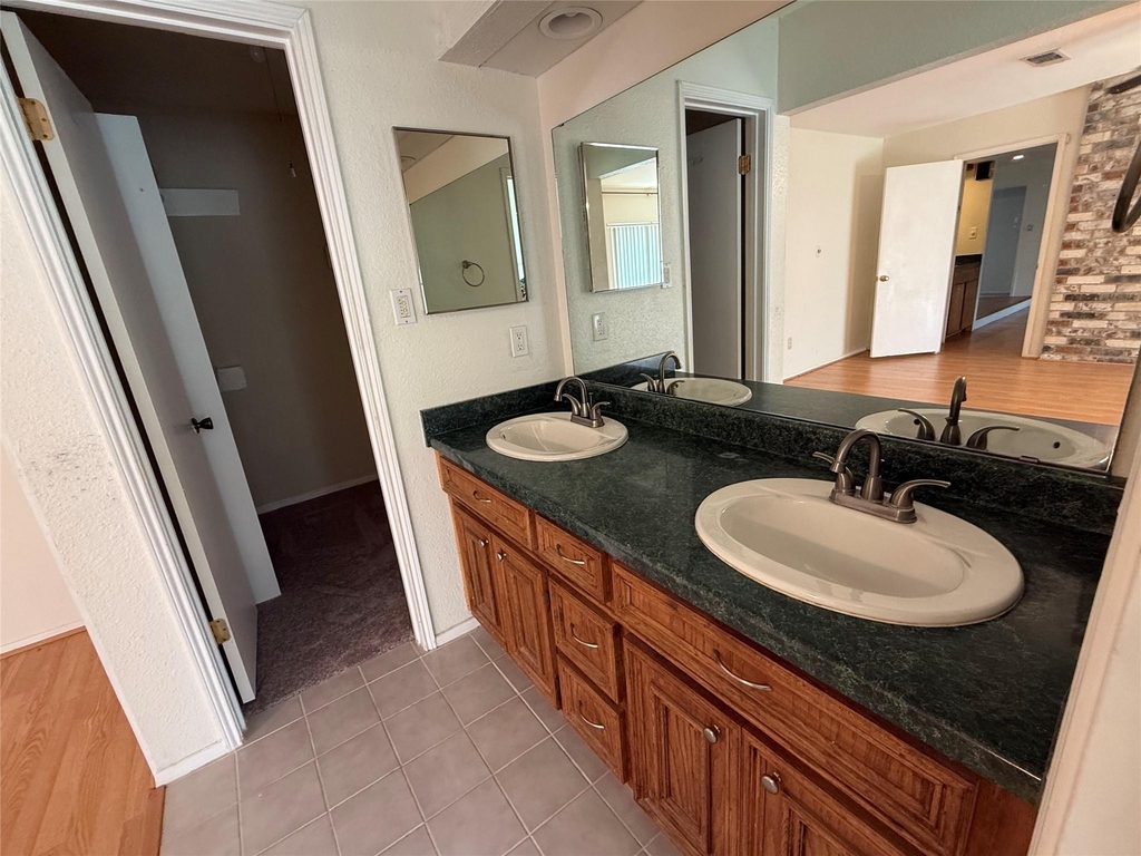 16402 Cavendish Drive - Photo 10