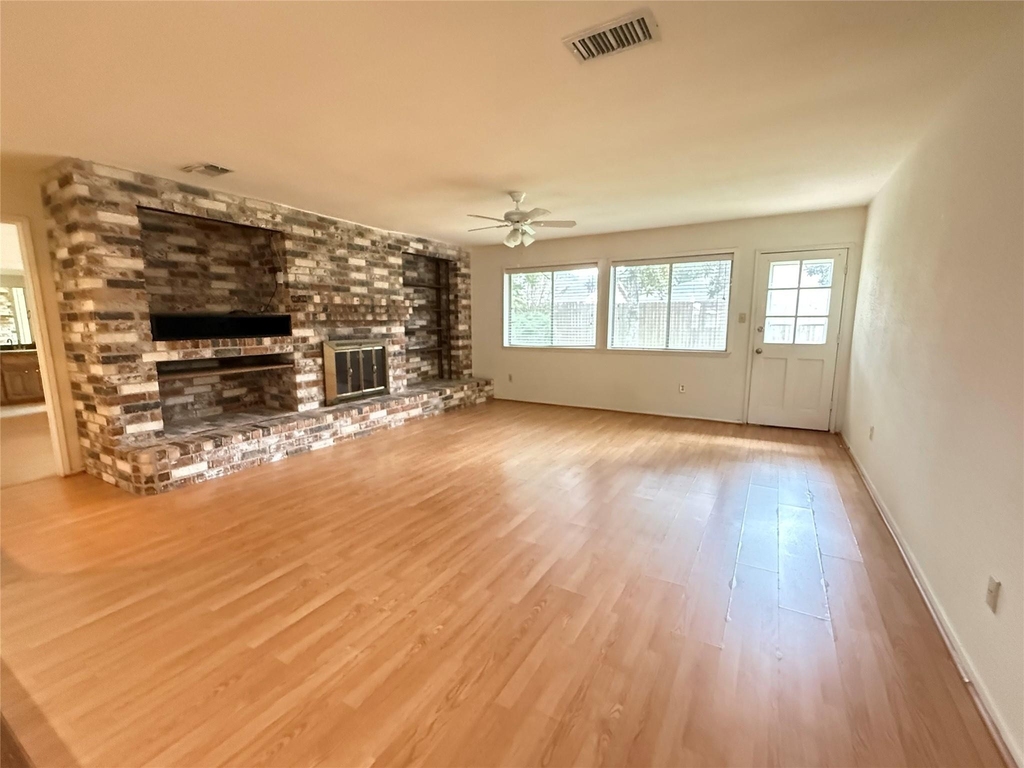16402 Cavendish Drive - Photo 2