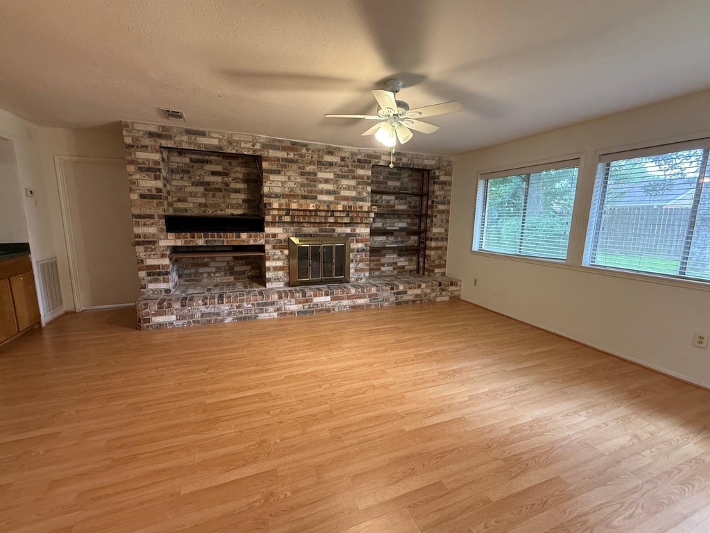 16402 Cavendish Drive - Photo 4