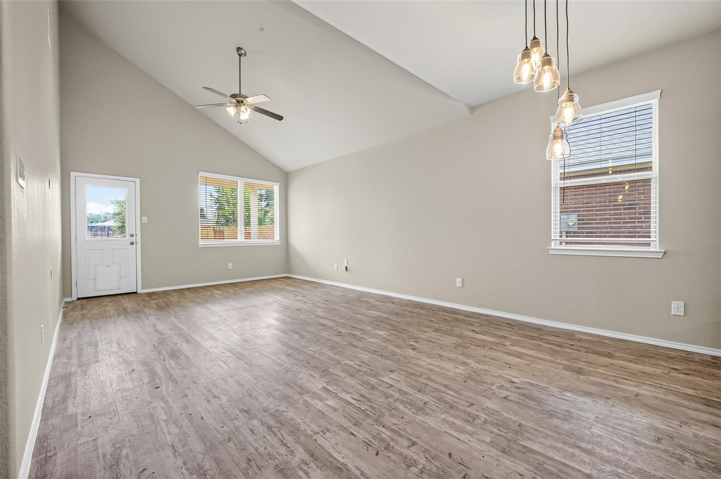 2314 Fallen Willow Court - Photo 6