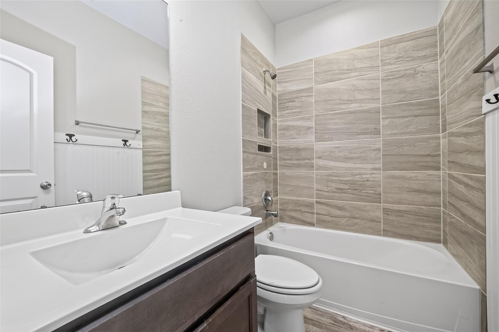 2314 Fallen Willow Court - Photo 11