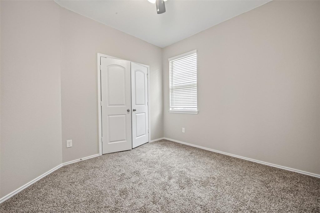 2314 Fallen Willow Court - Photo 8