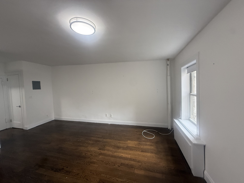 39 East 65th Street - Photo 3