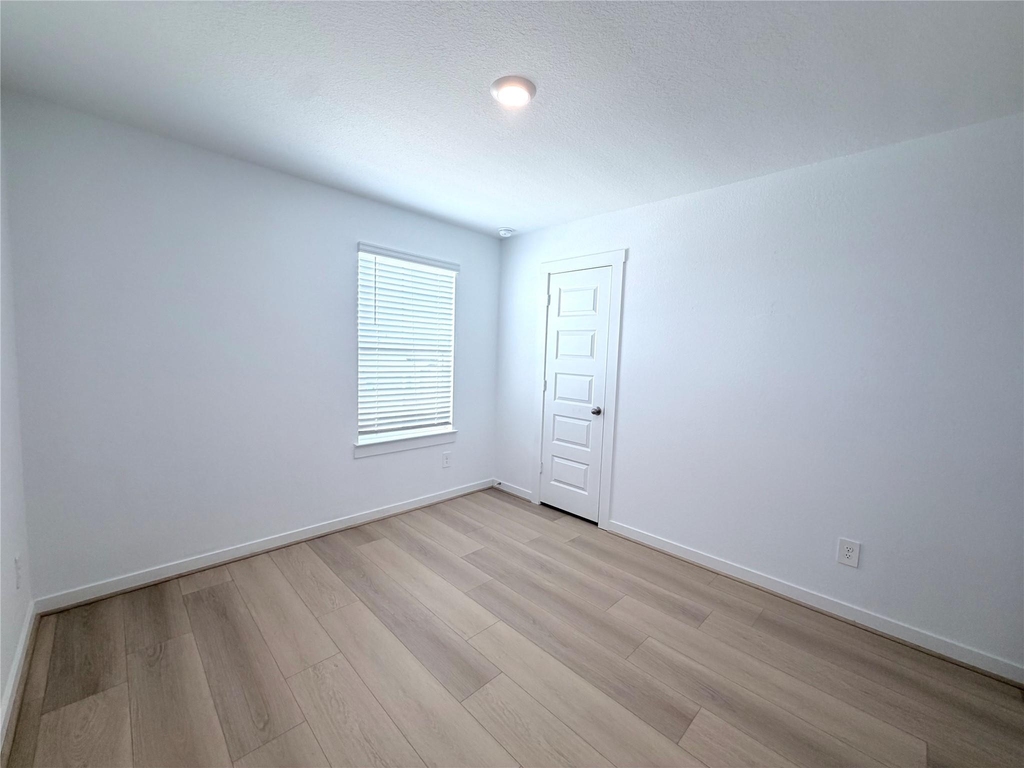 31722 Margaret Woods Lane - Photo 22
