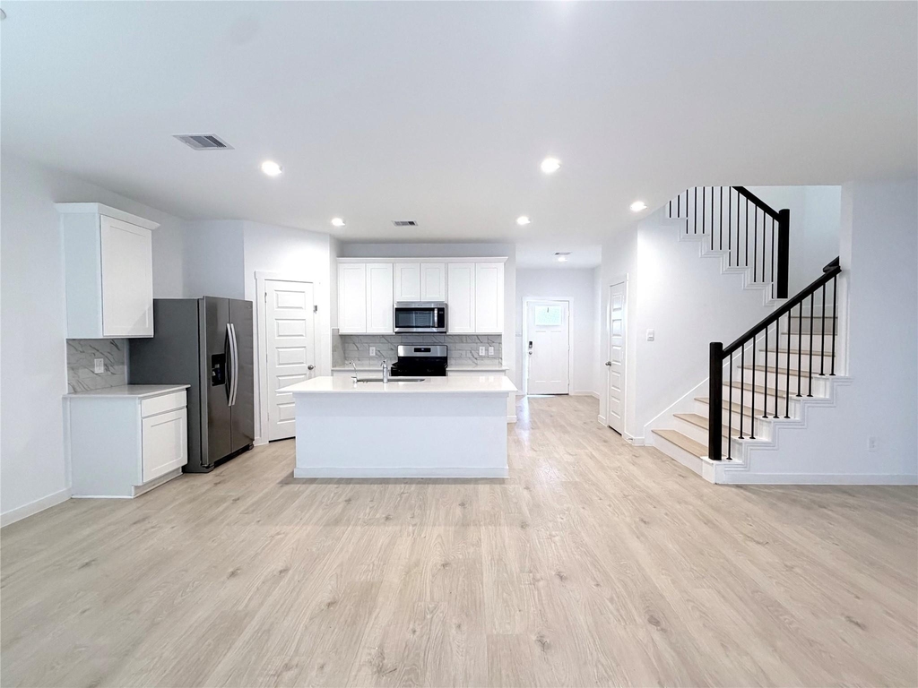 31722 Margaret Woods Lane - Photo 3