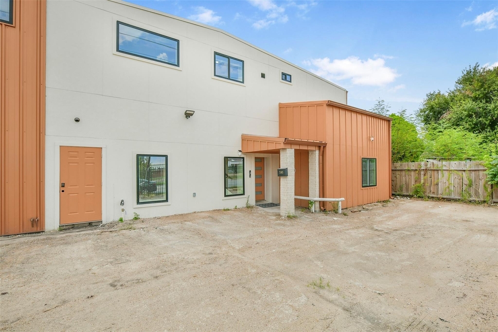 7103 Long Point Road - Photo 18