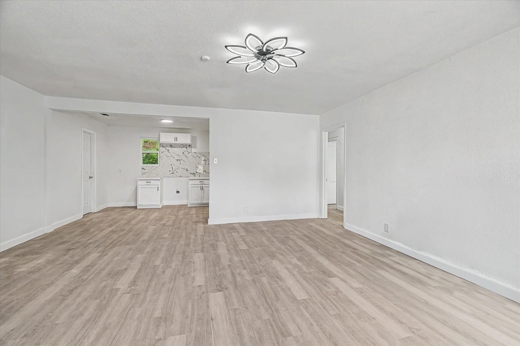 13331 Halifax Street - Photo 7