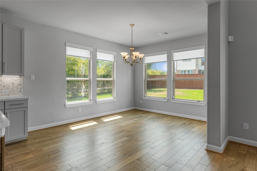 11 Winter Thicket Place - Photo 13