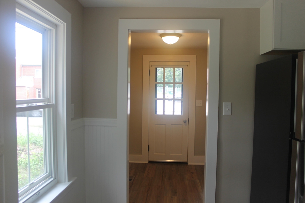 21 Collins - Photo 18