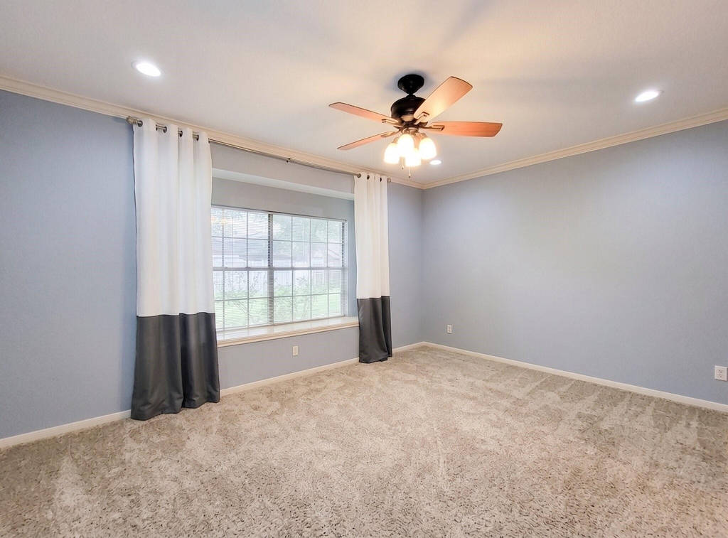 20303 Vaulted Chestnut Lane - Photo 21