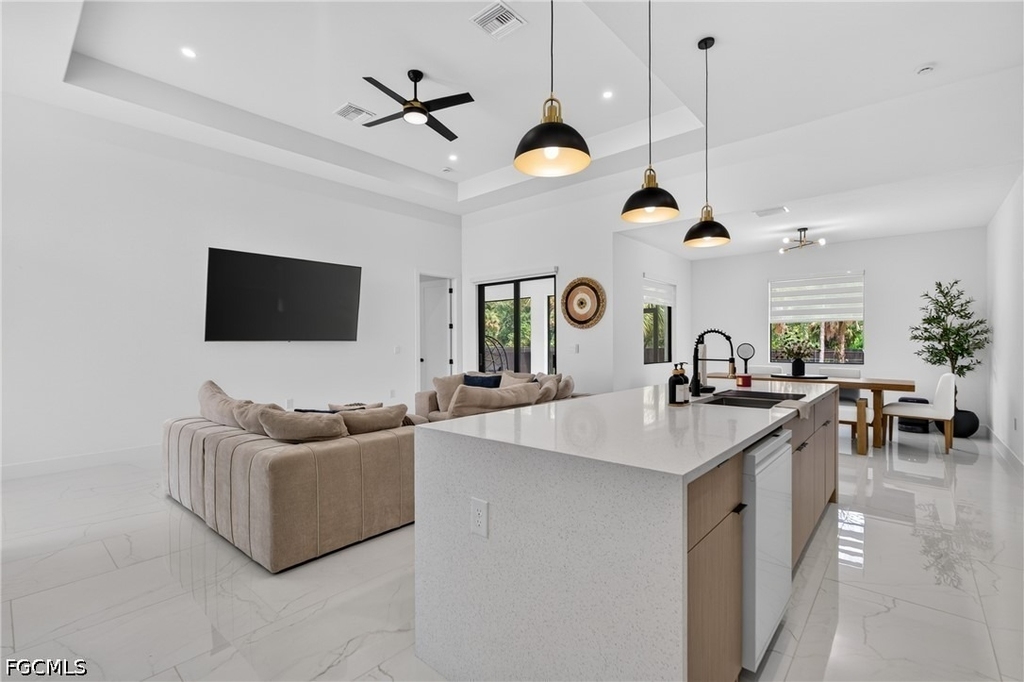 414 Highland Avenue - Photo 3