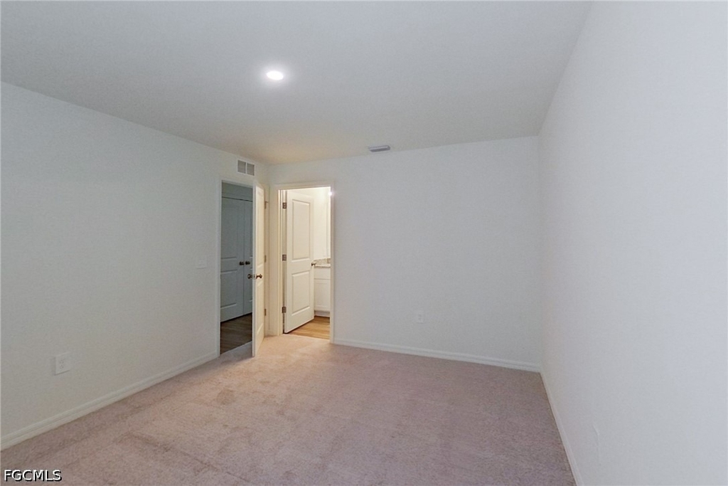 4020 Garden Boulevard - Photo 10