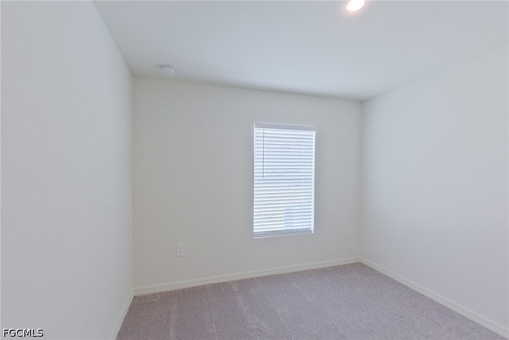 4020 Garden Boulevard - Photo 7