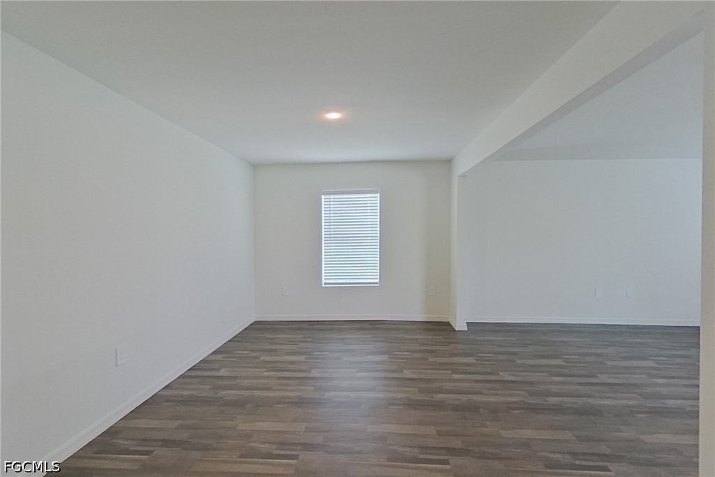 4020 Garden Boulevard - Photo 1