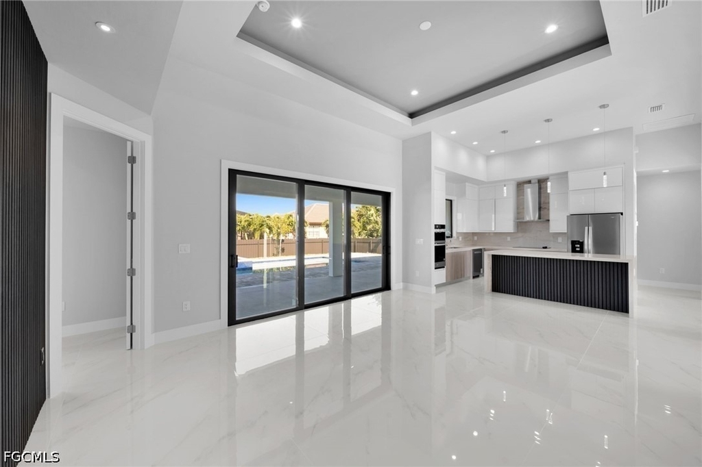 436 Nw 38th Avenue - Photo 9