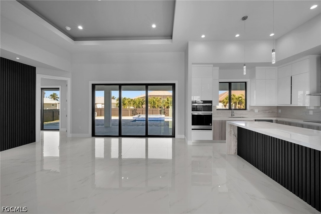436 Nw 38th Avenue - Photo 5