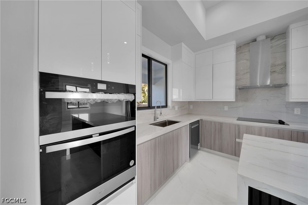 436 Nw 38th Avenue - Photo 11
