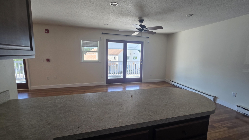 153 Portsmouth - Photo 3