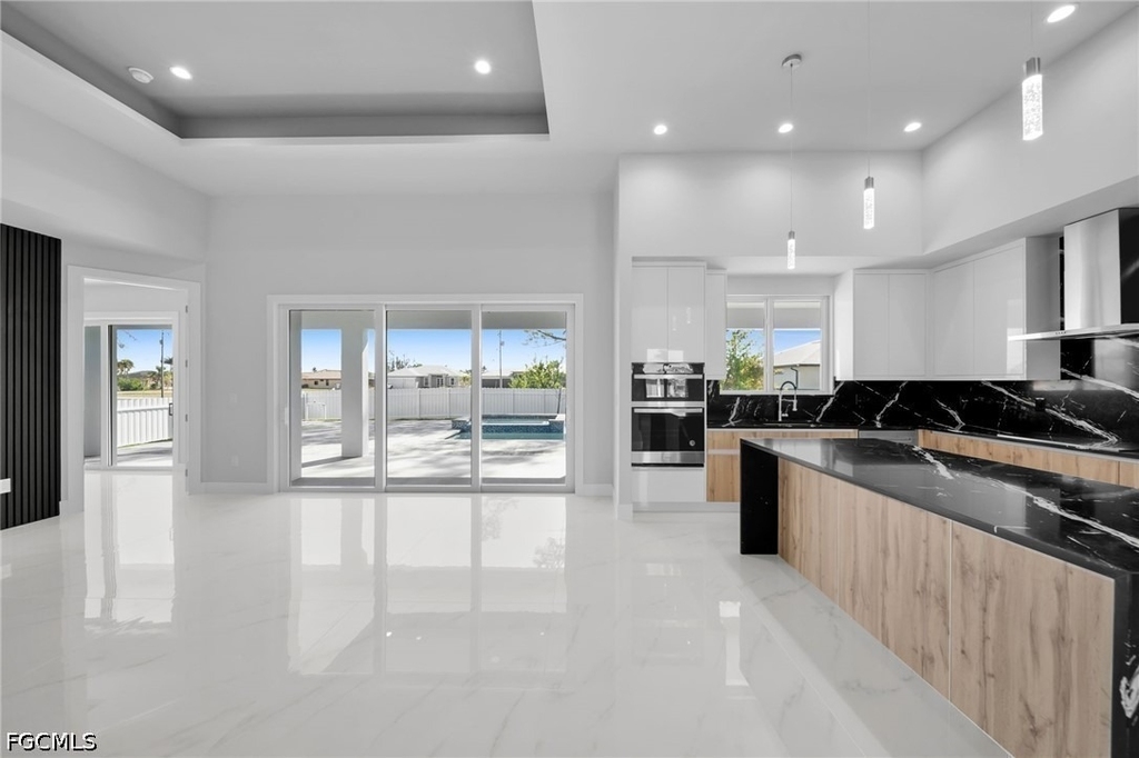 1107 Nw 40th Place - Photo 3