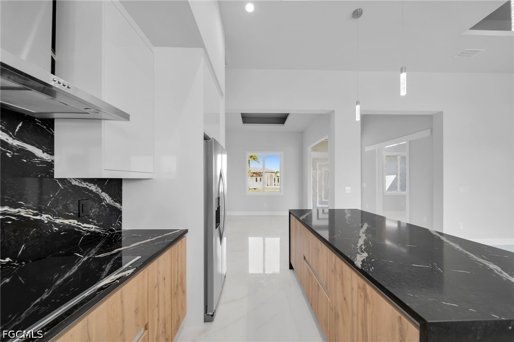 1107 Nw 40th Place - Photo 10