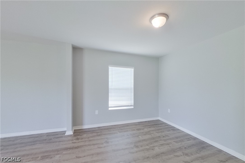 947 Grant Boulevard - Photo 3