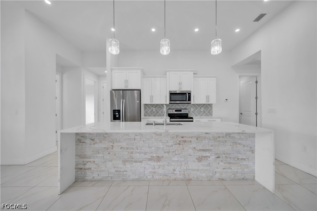 24 Chiquita Boulevard S - Photo 26