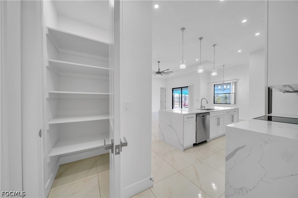 24 Chiquita Boulevard S - Photo 30