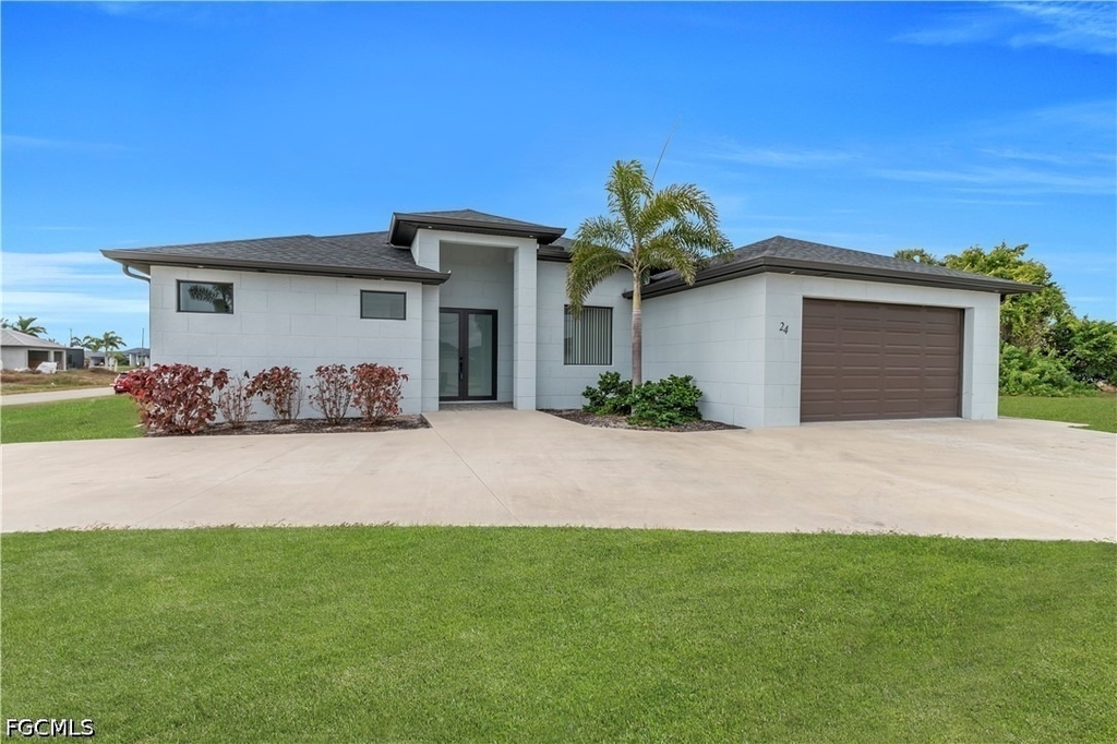 24 Chiquita Boulevard S - Photo 0
