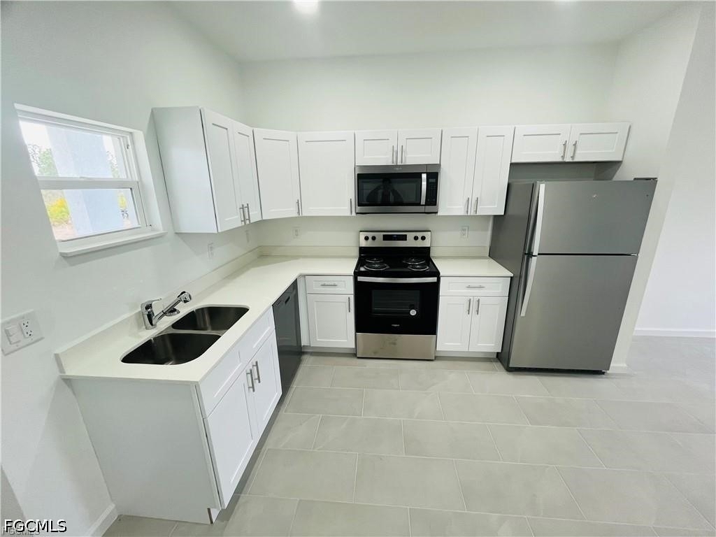 621 Grant Boulevard - Photo 1
